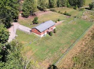 752 Irish Heights Dr, Summersville, WV 26651