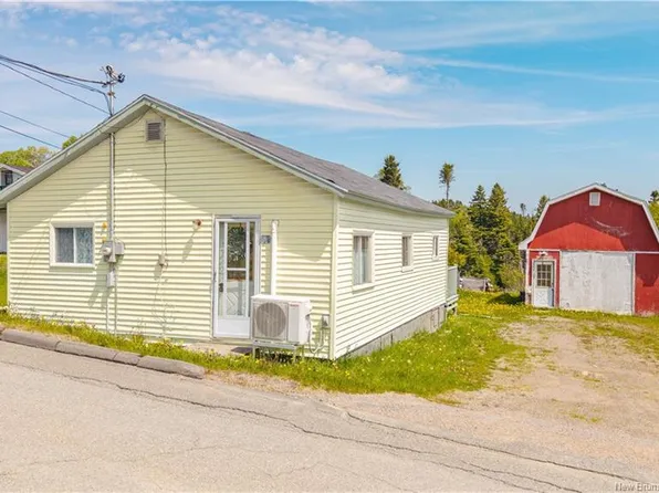 87 French Village Rd, Blacks Harbour, NB E5H 1G1
