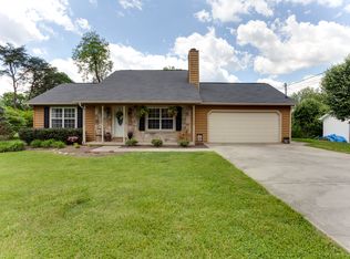 7325 Foxhaven Rd, Knoxville, TN 37918