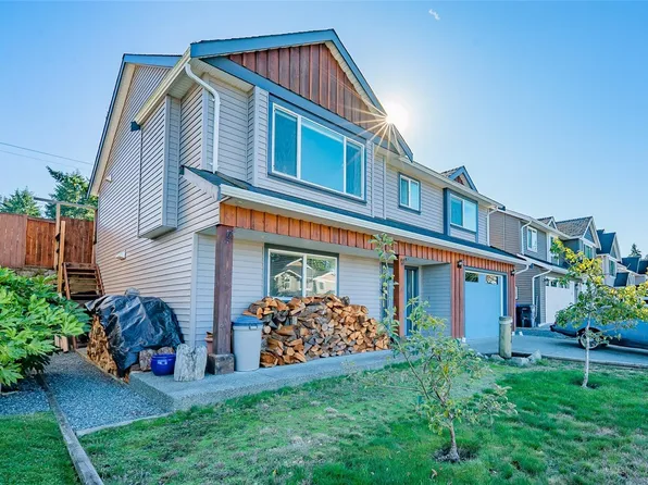 2174 Village Dr, Nanaimo, BC V9X 0A7