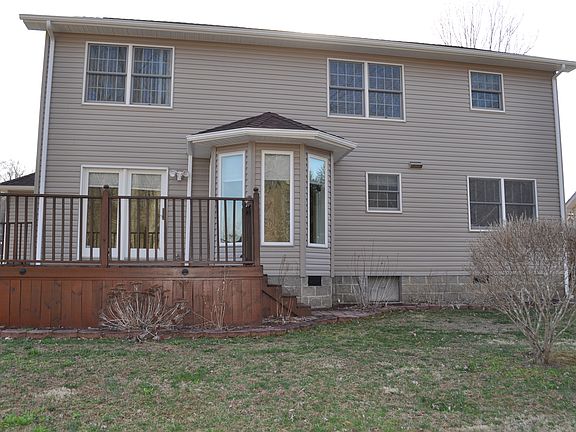 2nd image of 2213 Samantha Cir