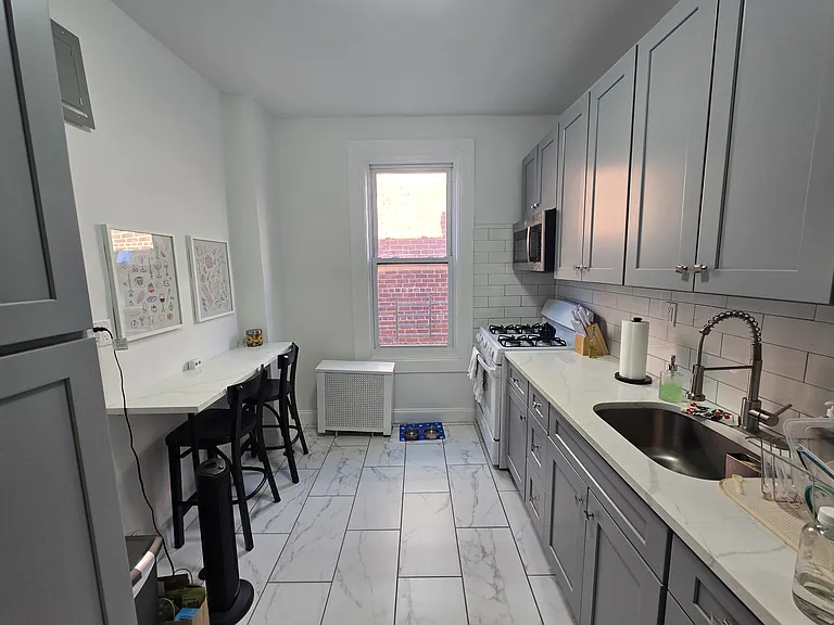 21-41 32nd St #5 — Photo 5