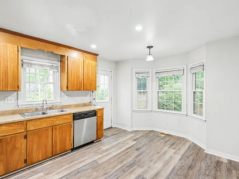 13304 Master Stag Dr — Photo 8