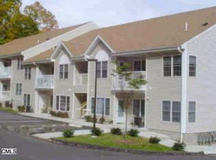 1118 Arganese Pl, Trumbull, CT 06611