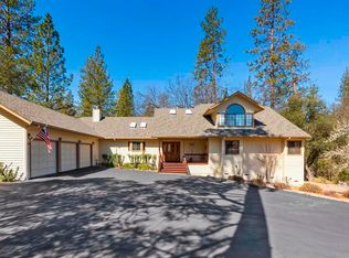 21740 Apple Hill Dr, Sonora, CA 95370
