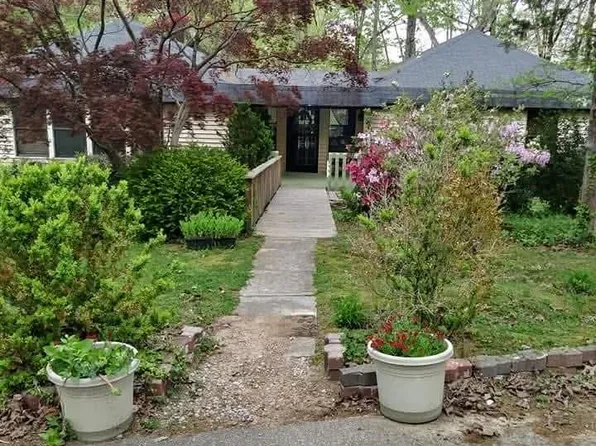 1655 Country Club Rd, Somerville, TN 38068