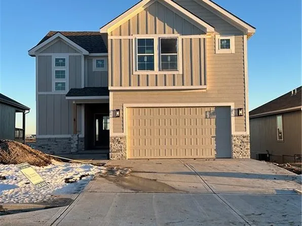 2209 NW 94th St, Kansas City, MO 64154