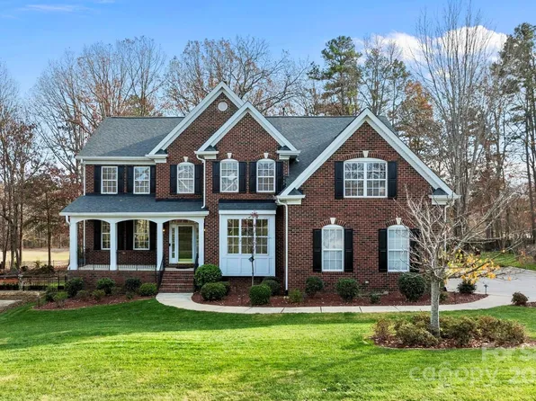 11024 Persimmon Creek Dr, Charlotte, NC 28227