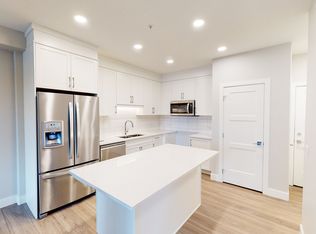 8355 19th Ave SW #120, Calgary, AB T3H6G3