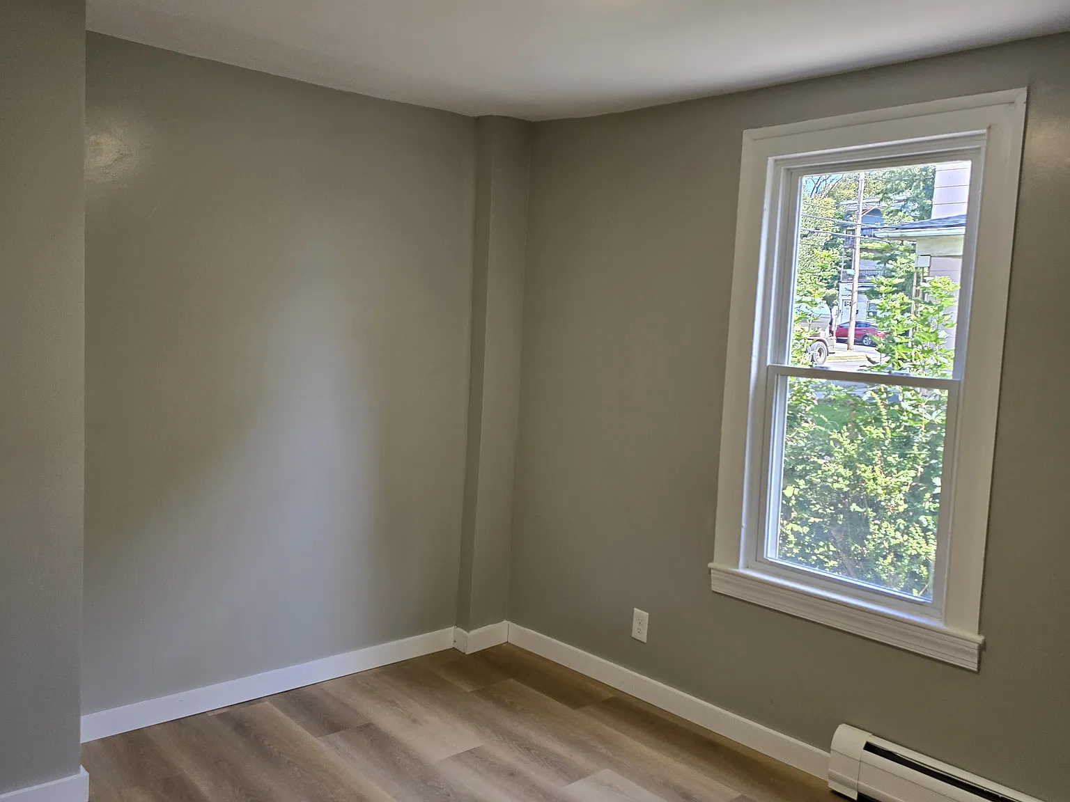 2 bed, 700 sqft, $1,800 — Photo 3