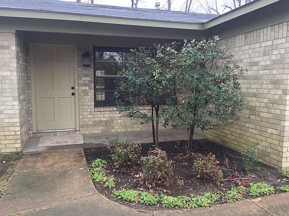 2nd image of 1701 S Atlanta Ave