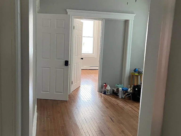 101 Stevens Ave — Photo 3