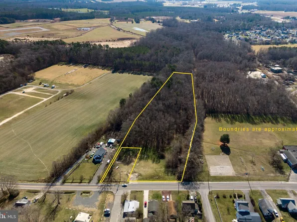 330 S Railroad Ave, Georgetown, DE 19947