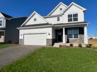 1178 Slade Rd, South Elgin, IL 60177