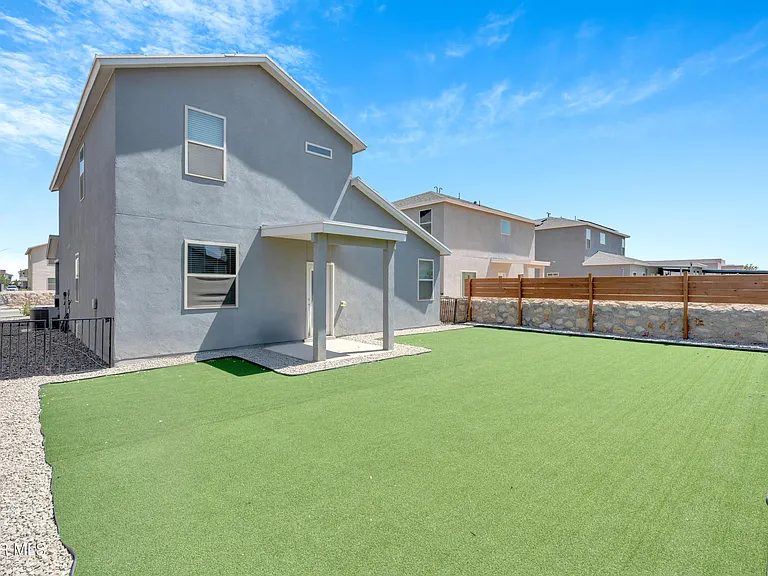 12260 Desert Wolf Ave — Photo 48
