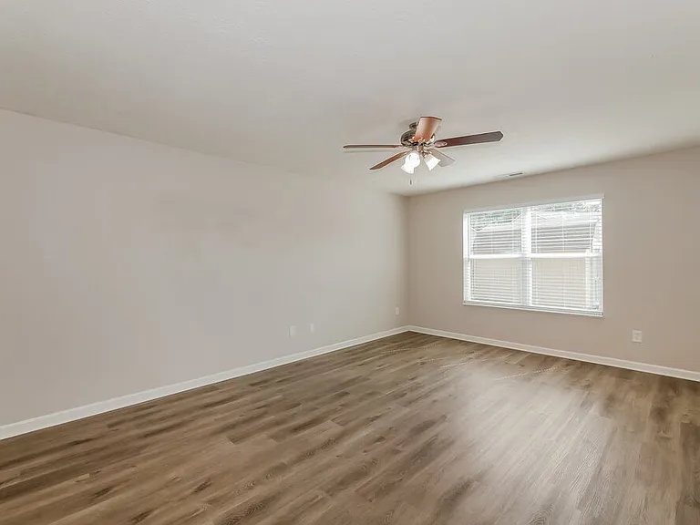 2532 Copper Hill Dr — Photo 11