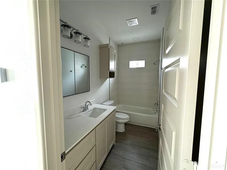 7810 N 58th St #1 — Photo 11