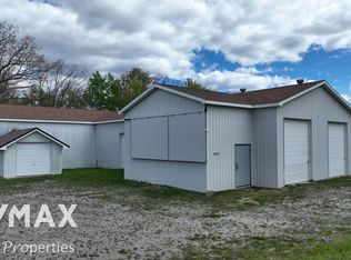 3837 Sage Lake Rd, Lupton, MI 48635