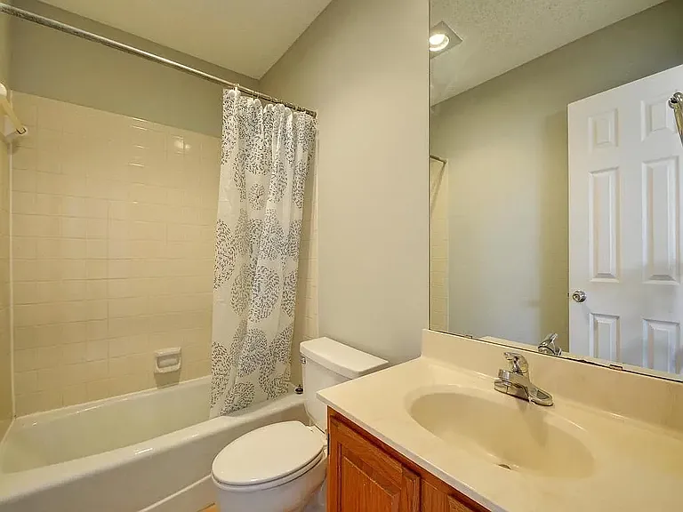 2409 Leon St #207 — Photo 18