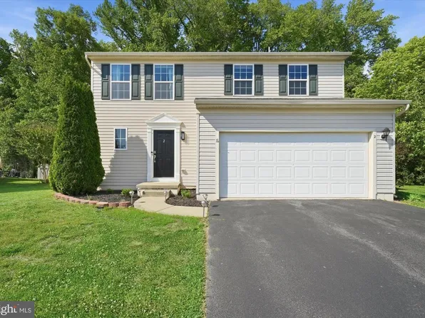 2 Greenspire Ln, Smyrna, DE 19977