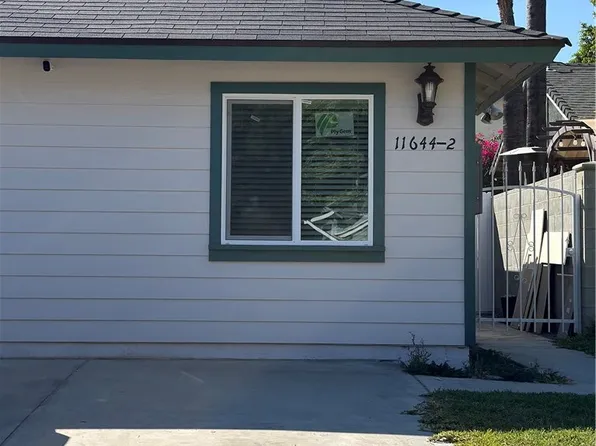 11644 Old Field Ave #B, Fontana, CA 92337