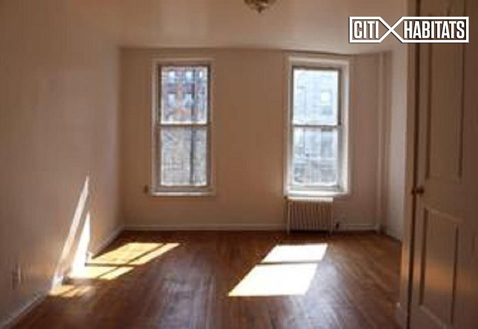 2nd image of 131 Columbia St APT 3B
