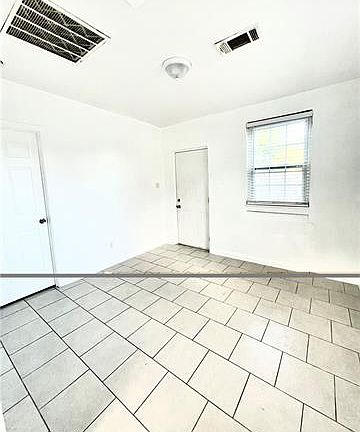 5th image of 6125 Marais St APT A