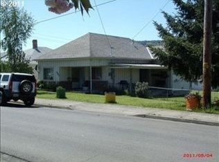 1450 SE Jackson St, Roseburg, OR 97470