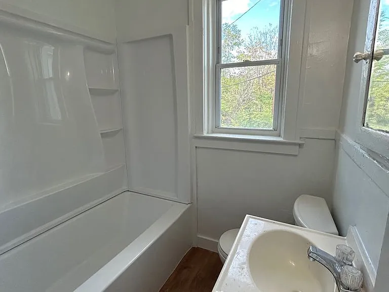 Scovel Apartments — Photo 7