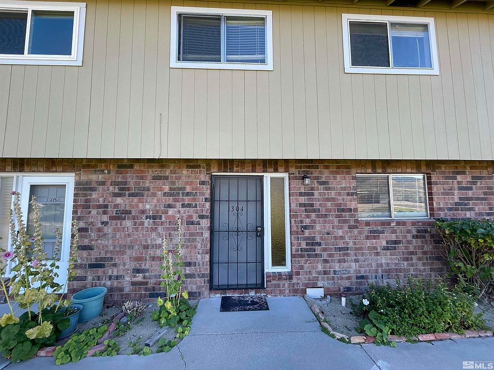 1st image of 1304 S Green Ct