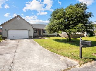 301 Rivers Edge Ct, Jacksonville, NC 28540