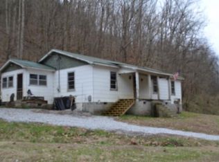 290 Hazel Huffines Ln, Whitleyville, TN 38588