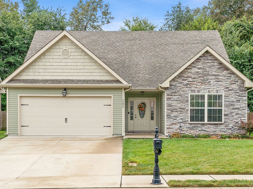1st image of 3694 Fox Tail Dr