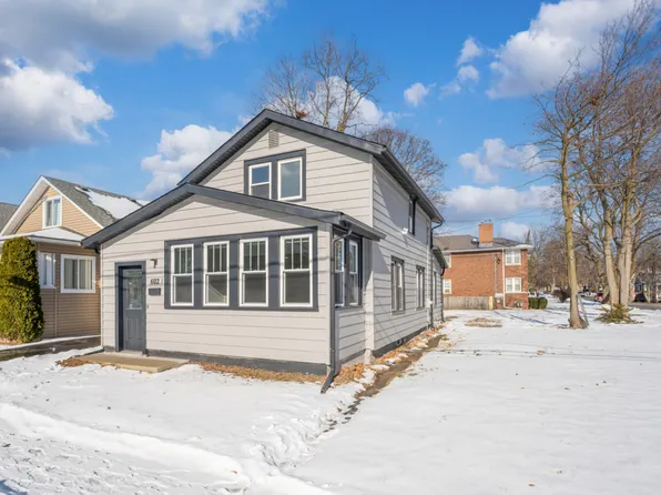 602 W Ridgeland Ave, Waukegan, IL 60085