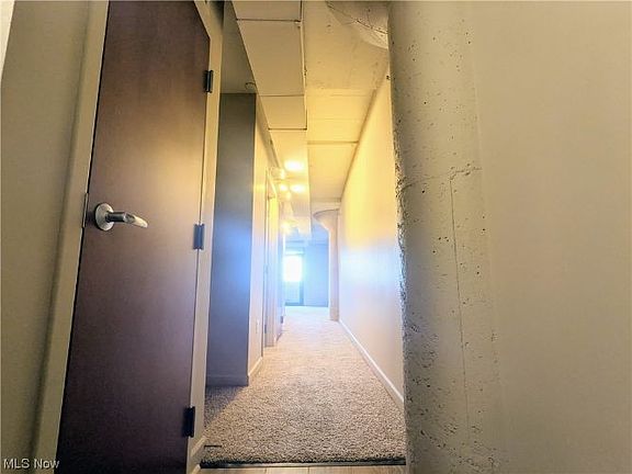 4th image of 401 W Shoreline Dr Unit 110