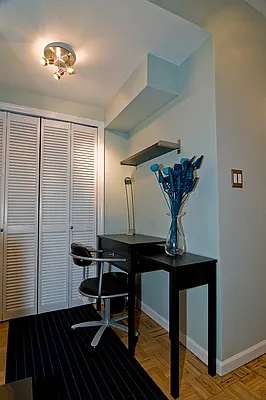 Rented by Sterling Holdings | media 38