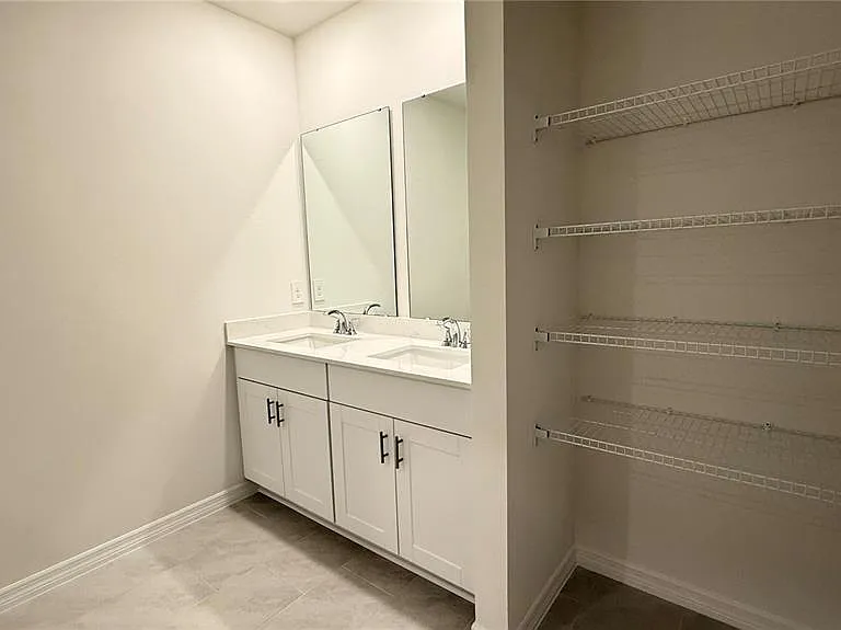 3905 Giorgio Dr — Photo 18