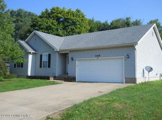 1015 Club Dr, Goshen, KY 40026
