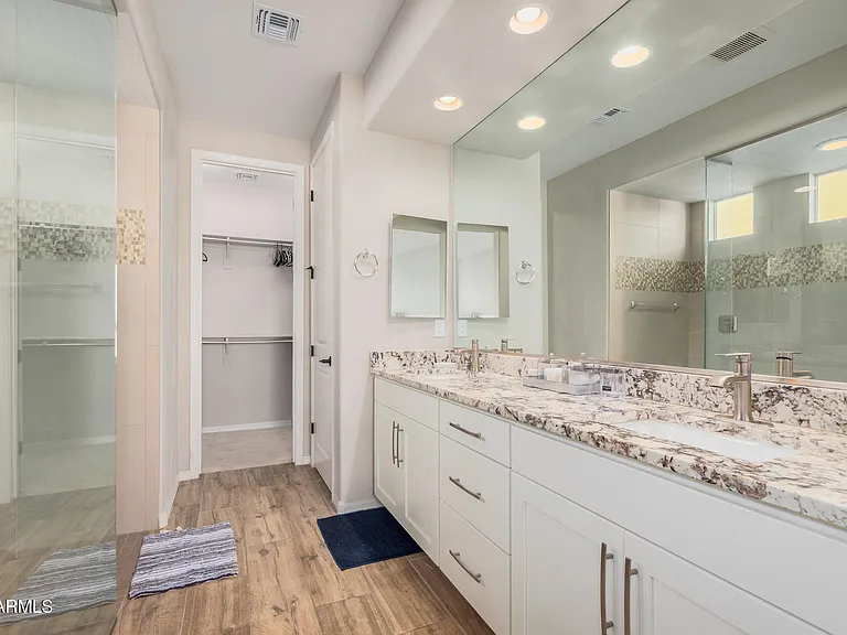 5654 N 88th Ln — Photo 19