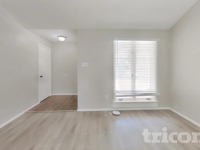 3619 Maple Glen Dr — Photo 18