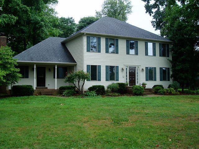 1st image of 1241 Lois Ln