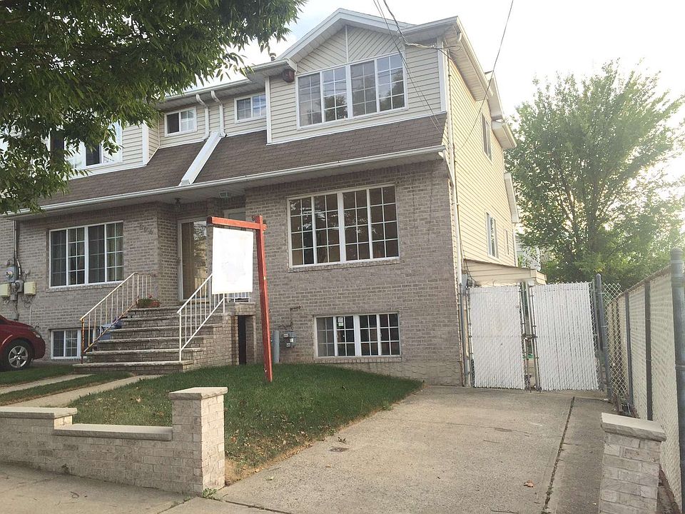 1st image of 996 Rockland Ave