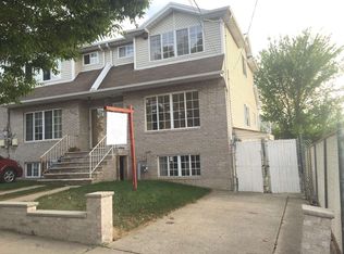 996 Rockland Ave, Staten Island, NY 10314