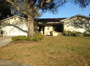 1439 White Oak Ct, Tarpon Springs, FL 34689