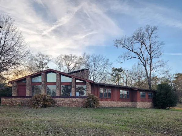 5131 Wiggins Lake Rd, Walnut Hill, FL 32568