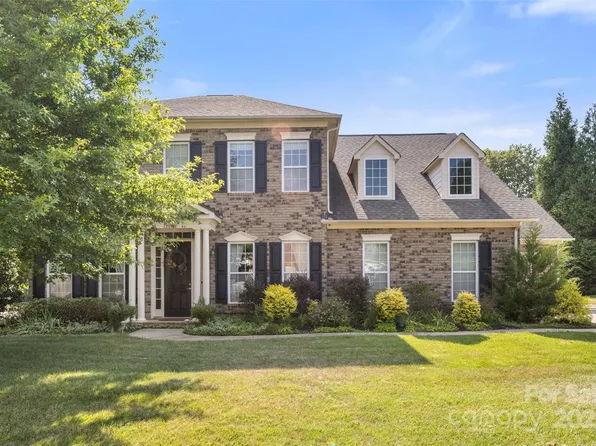 1204 Vaugelas Ct, Monroe, NC 28110