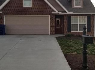 120 Wind Chase Blvd, Madisonville, TN 37354