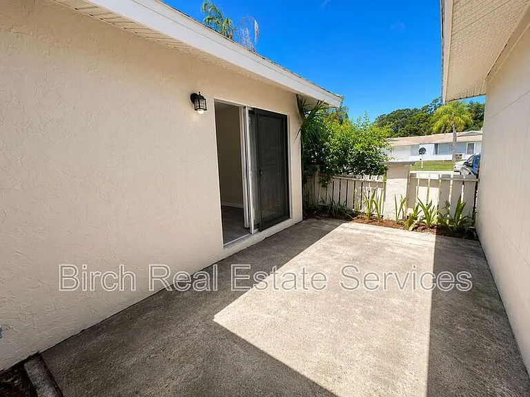 1017 Amble Ln — Photo 11