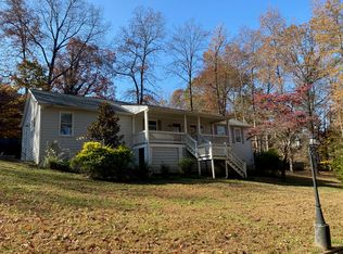 5572 Vaughn Rd, Woodstock, GA 30188
