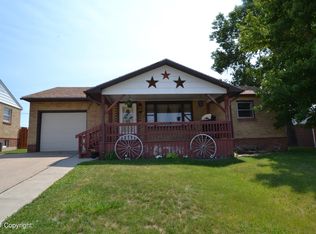 213 Highland Ave, Newcastle, WY 82701